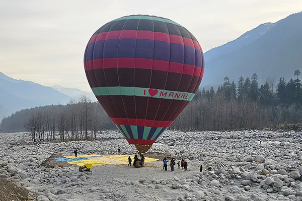 Hot Air Balloon Ride in Solang